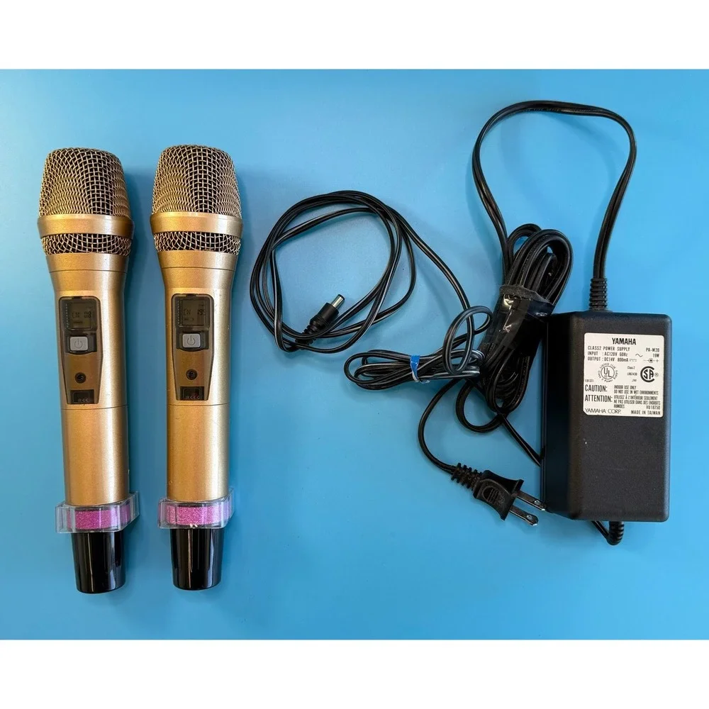 UGx9 II Kareoke Unit with 2 Microphones